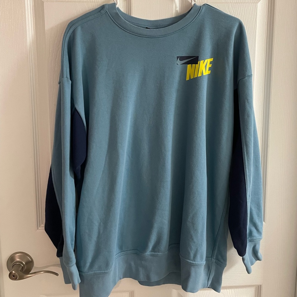 Nike Crew Neck color block
